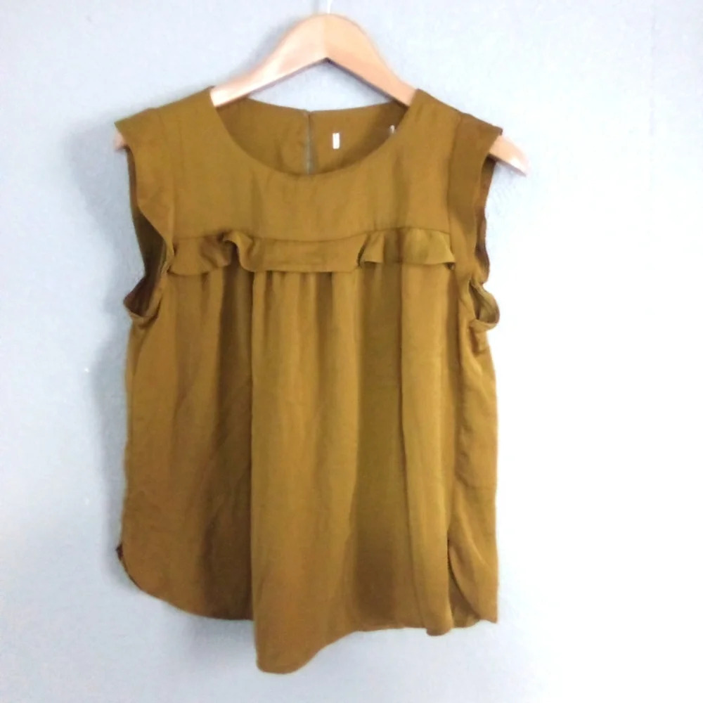 Top size small ( box X )